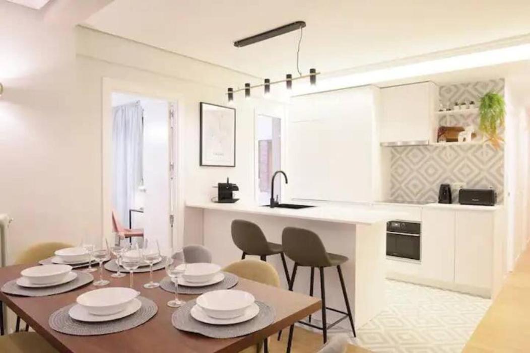 Guestready - Un Moderno Apartamento A Un Paso De La Plaza Mayor Madrid Eksteriør bilde